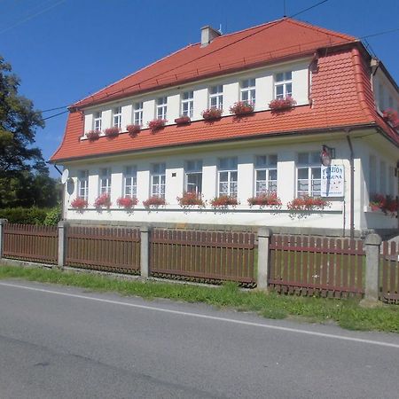 Penzion Laguna Hotel Kunratice  Exterior photo